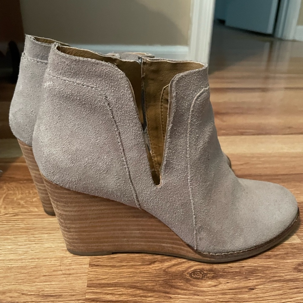 Lucky Brand zip up gray ankle bootie with wedge size 7